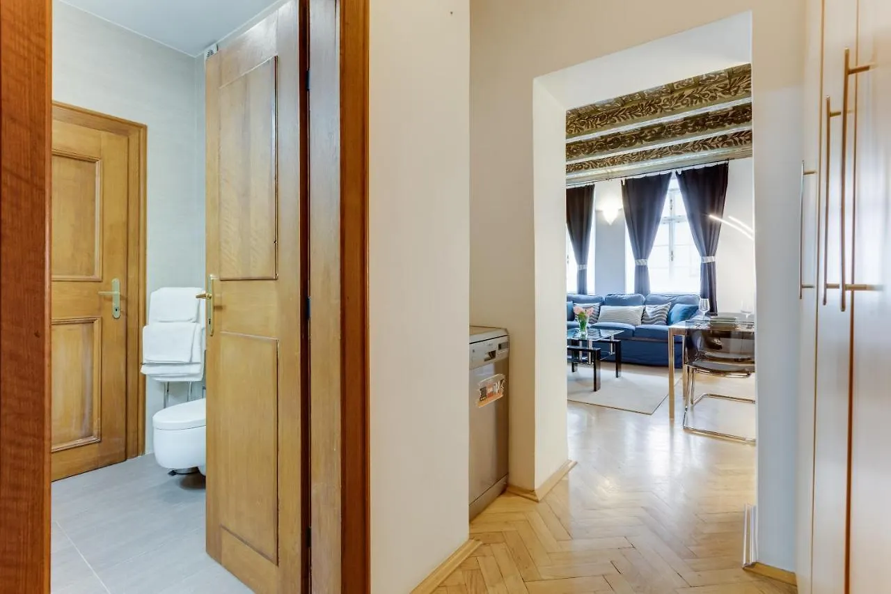 Charles Bridge Royal Apartments - Castle District Praga